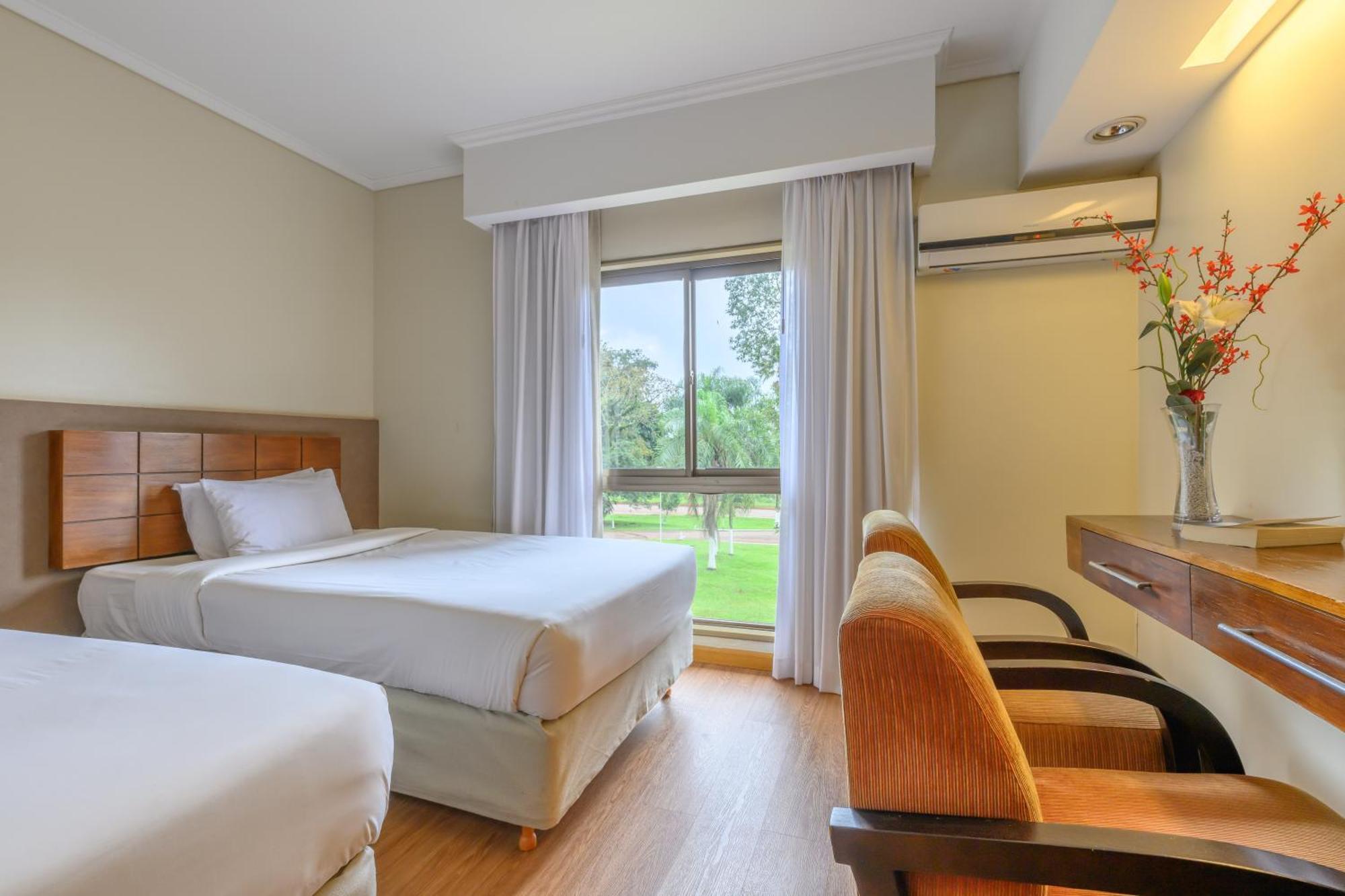 Exe Cataratas Hotel 5*